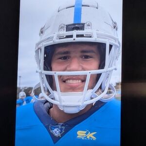 Meet your Posher, Larry